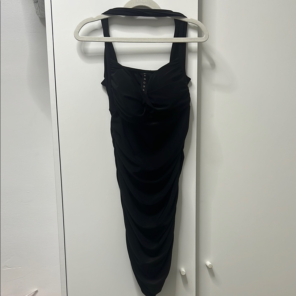 Elegant Black Sleeveless Dress